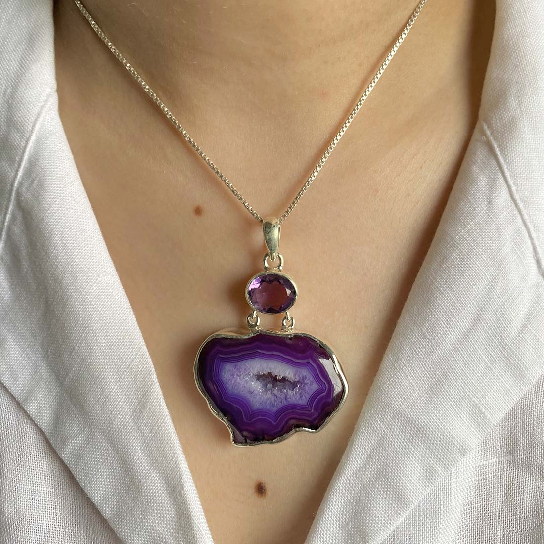 Purple Agate Pendant-(APU-P-26.)